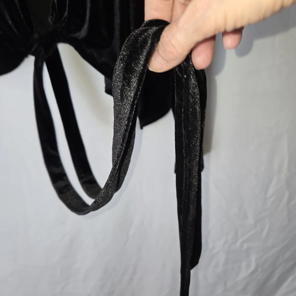 Cider Luxe Black Velvet Blazer with Tie Detail - Picture 6 of 6